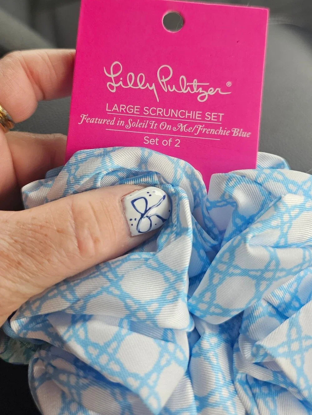 Lilly Pulitzer Blue and White Floral-Style Scrunchie with Pink Leaf Luggage Tag